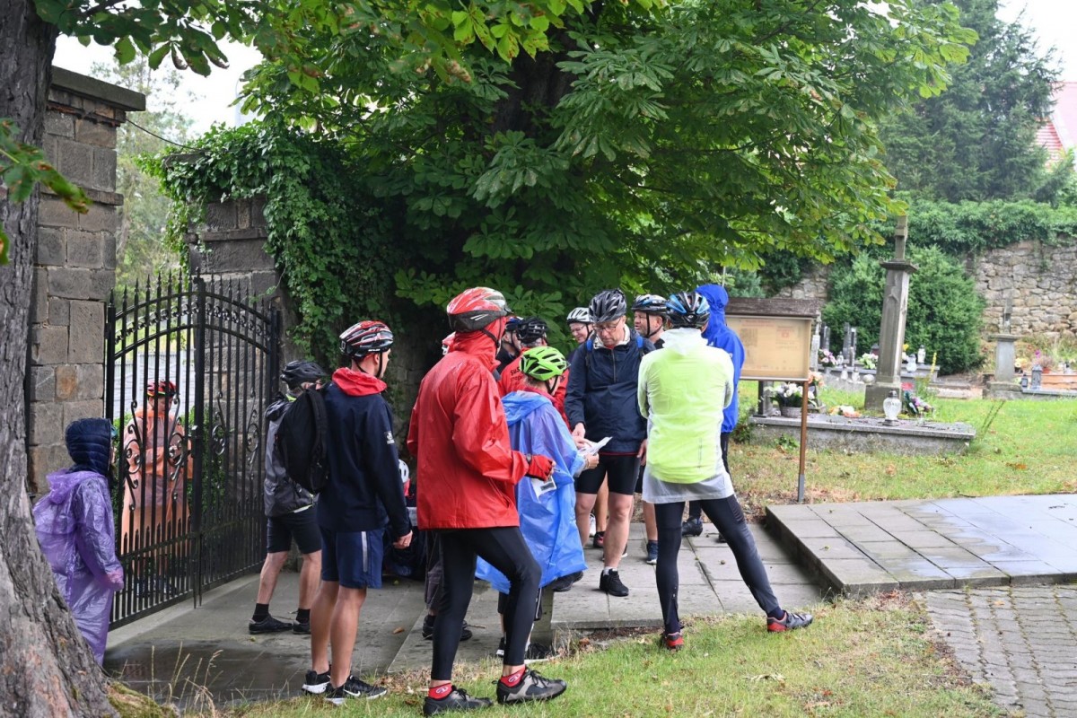 Ruszyli w 30-km trasę śladami wybitnego bolesławieckiego regionalisty