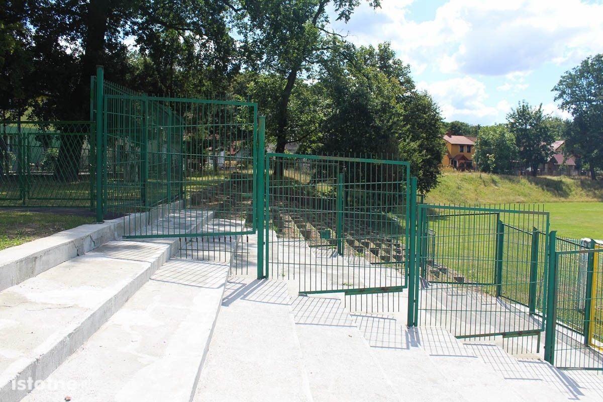 Stadion przy ulicy Rajskiej w Bolesławcu