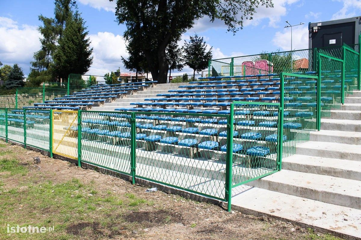 Stadion przy ulicy Rajskiej w Bolesławcu