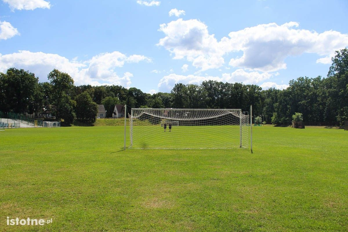 Stadion przy ulicy Rajskiej w Bolesławcu