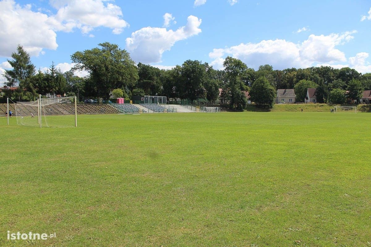 Stadion przy ulicy Rajskiej w Bolesławcu