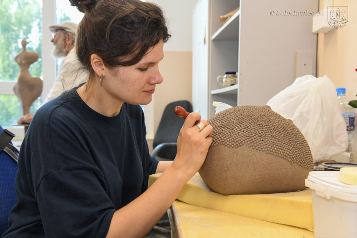 Trwa 59. Międzynarodowy Plener Ceramiczno-Rzeźbiarski