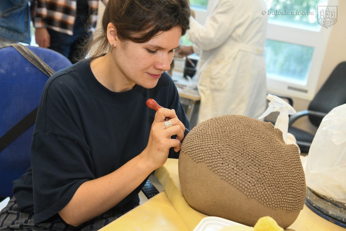 Trwa 59. Międzynarodowy Plener Ceramiczno-Rzeźbiarski