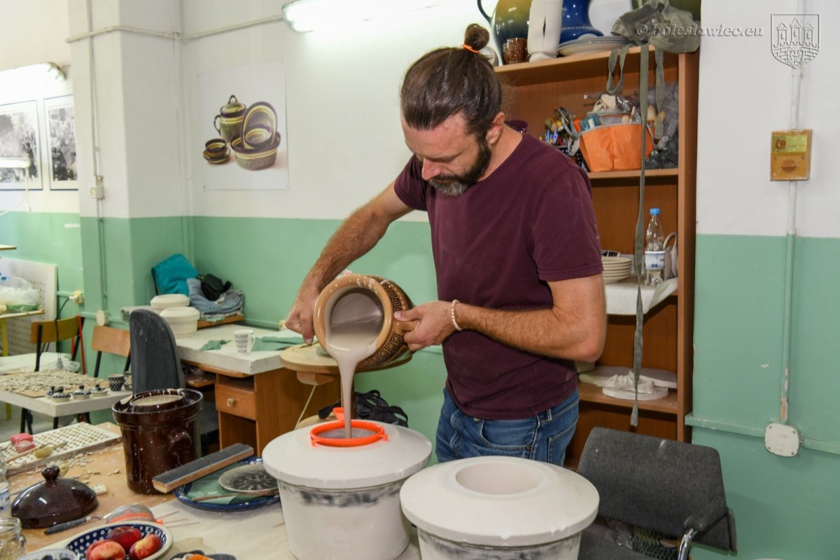 Trwa 59. Międzynarodowy Plener Ceramiczno-Rzeźbiarski