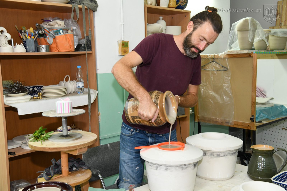 Trwa 59. Międzynarodowy Plener Ceramiczno-Rzeźbiarski