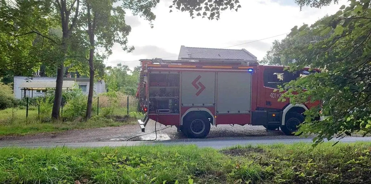 Pożar auta przy Jeleniogórskiej