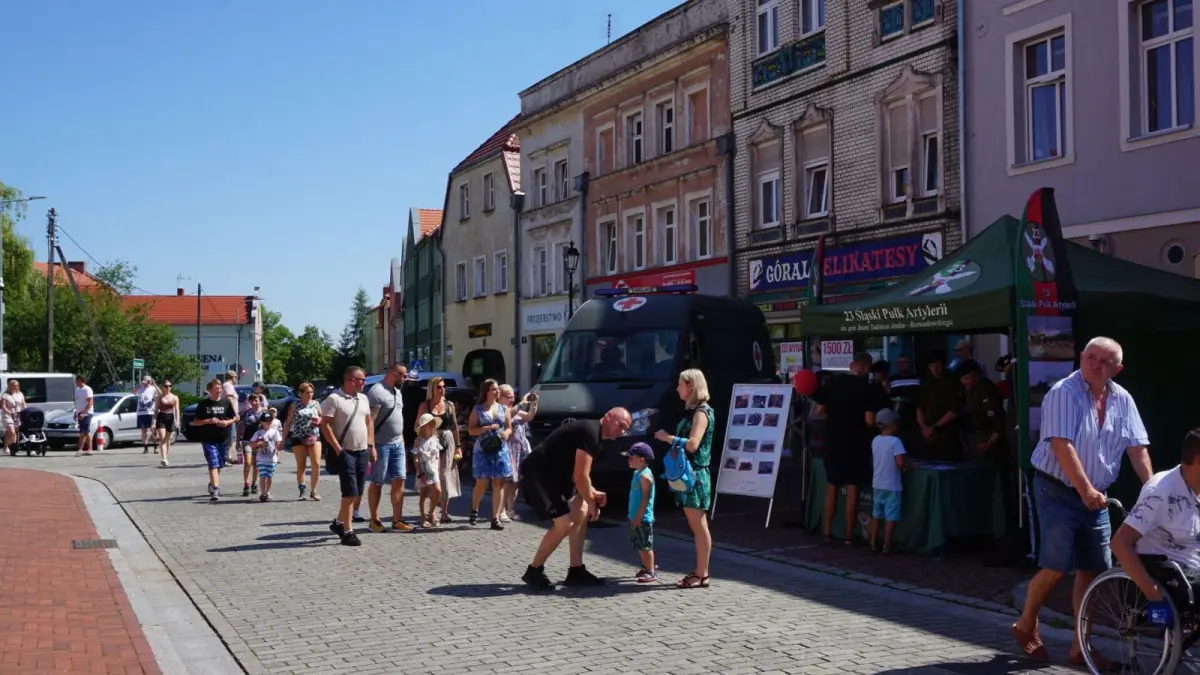 Obchody Święta Wojska Polskiego w Nowogrodźcu