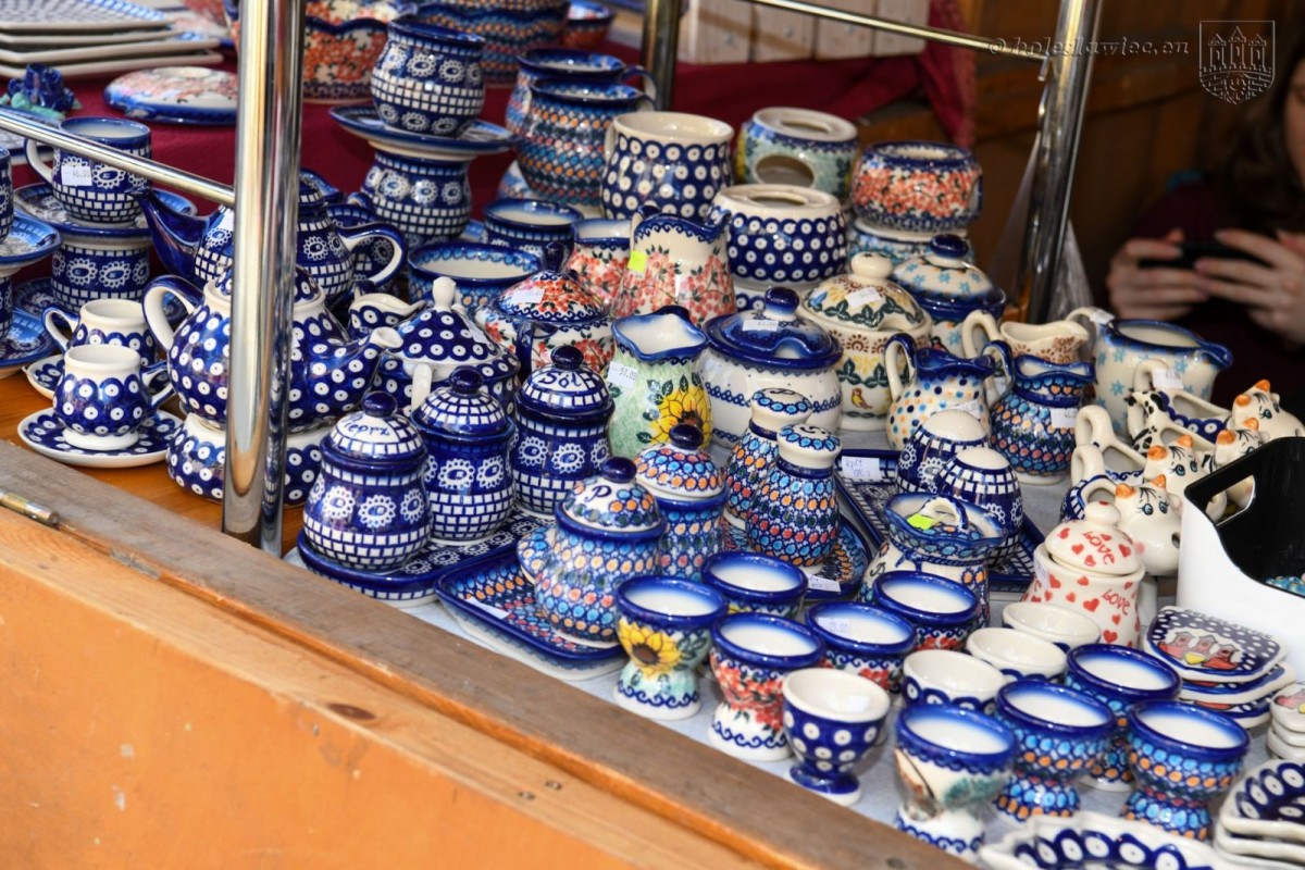 Trwają targi ceramiki