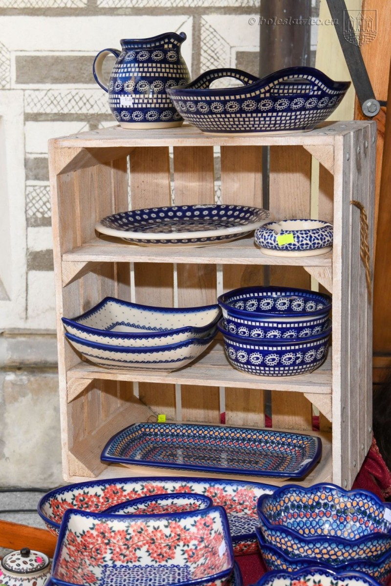 Trwają targi ceramiki