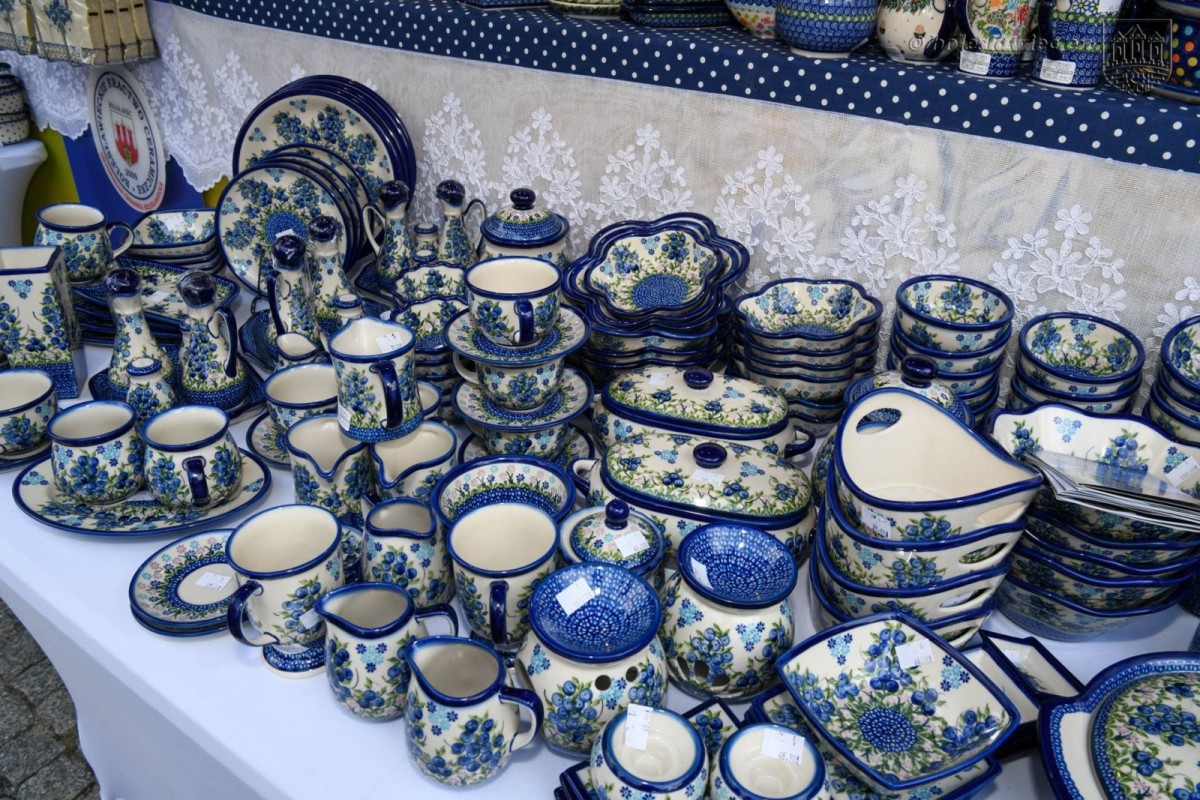 Trwają targi ceramiki