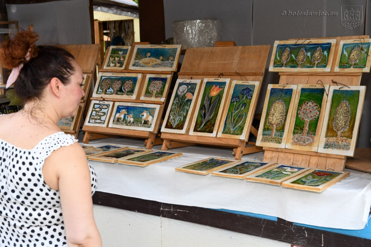 Trwają targi ceramiki