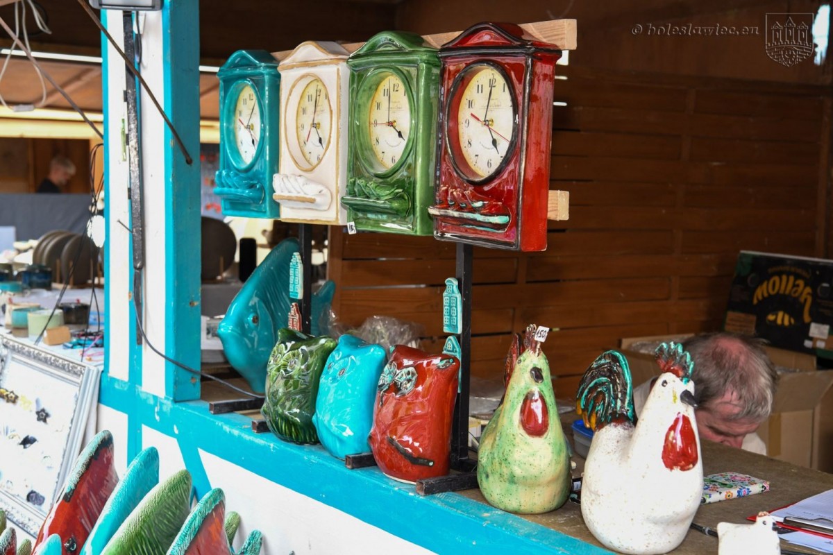 Trwają targi ceramiki