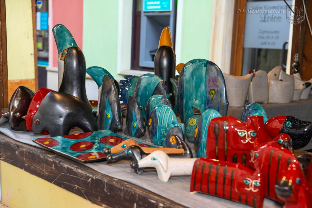 Trwają targi ceramiki