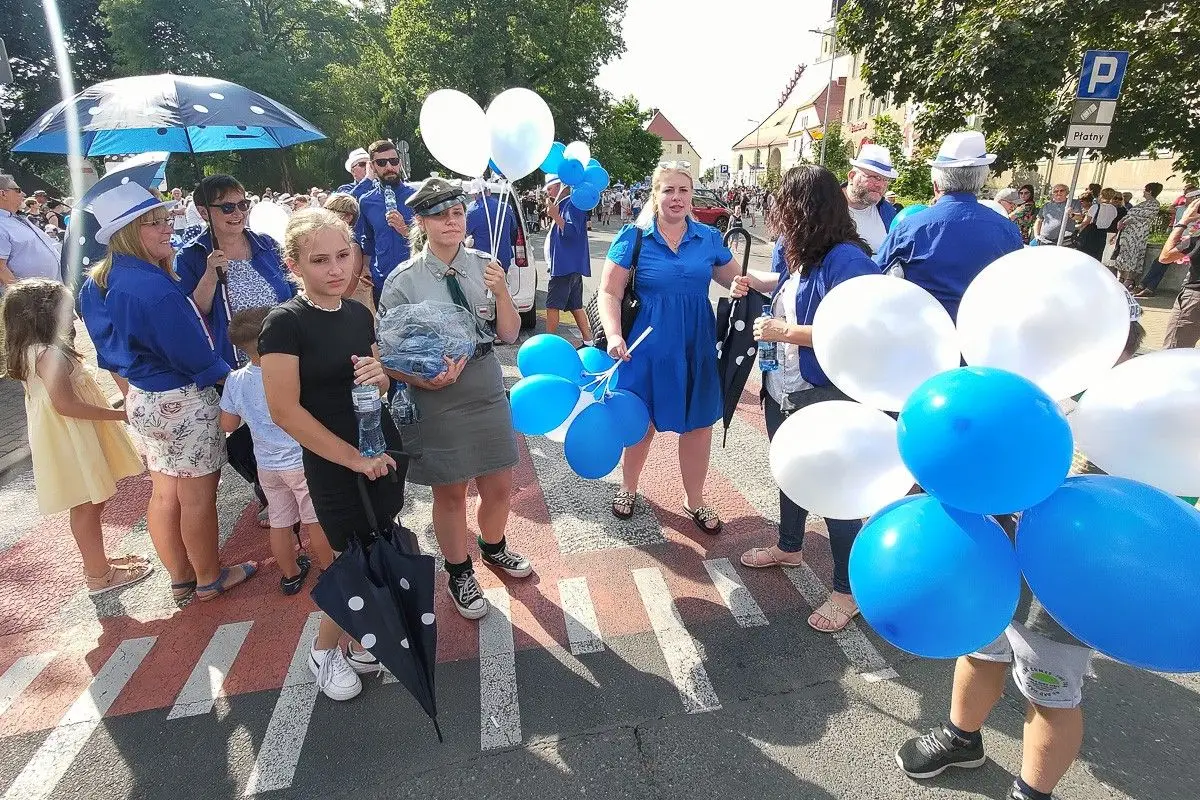Bolesławieckie Święto Ceramiki tradycyjnie otworzyła kolorowa parada