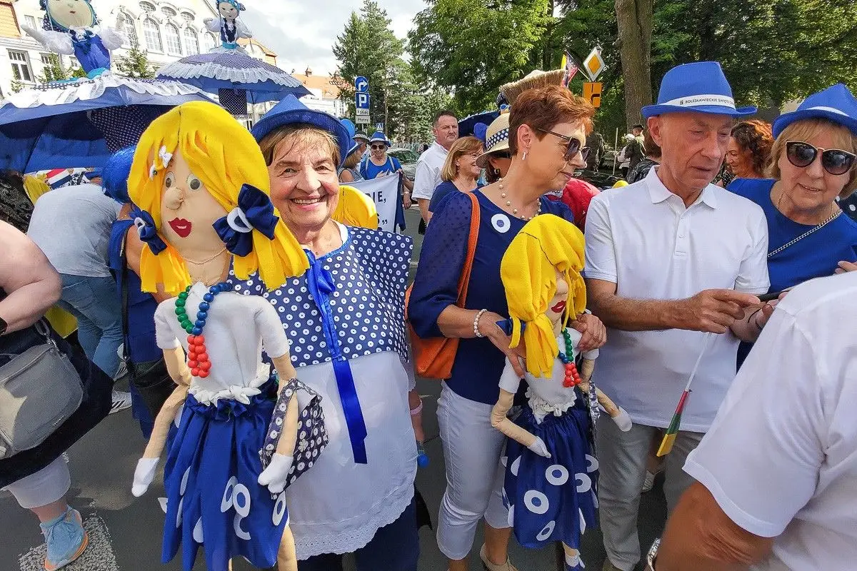 Bolesławieckie Święto Ceramiki tradycyjnie otworzyła kolorowa parada