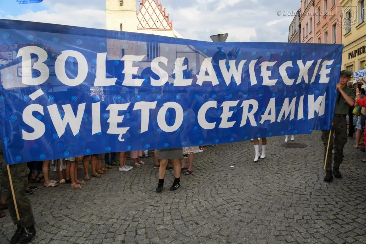 Kolorowa parada i otwarcie święta ceramiki 2023