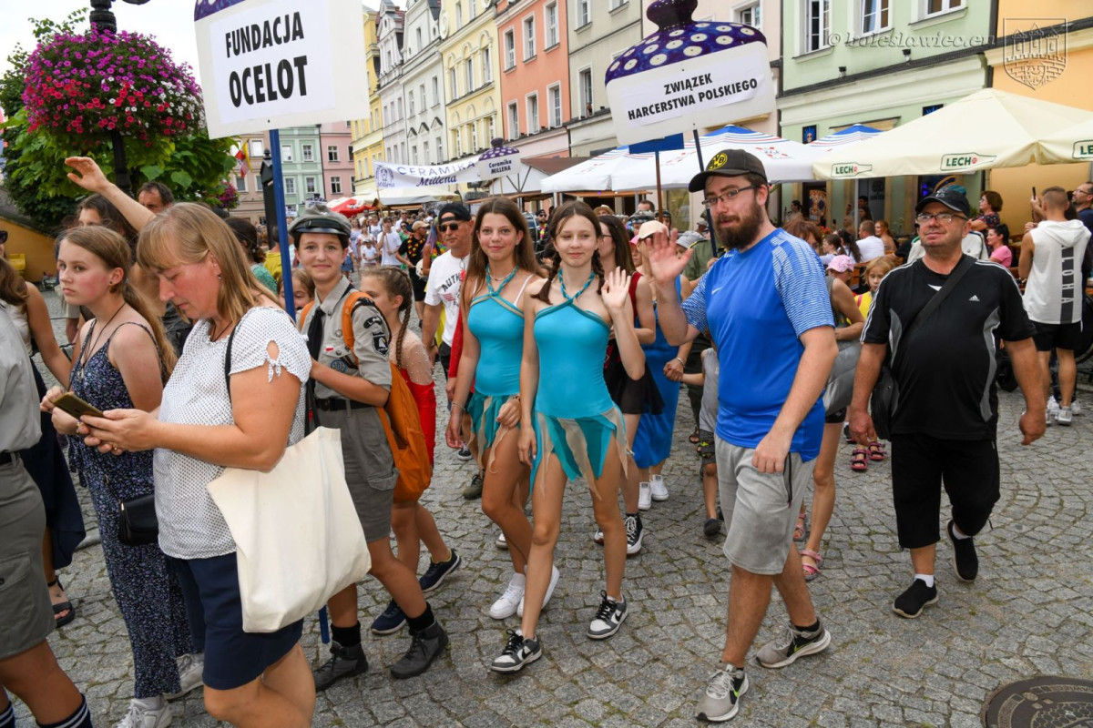 Kolorowa parada i otwarcie święta ceramiki 2023