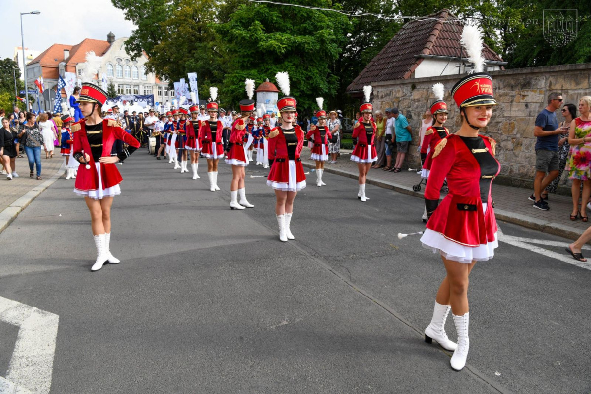 Kolorowa parada i otwarcie święta ceramiki 2023