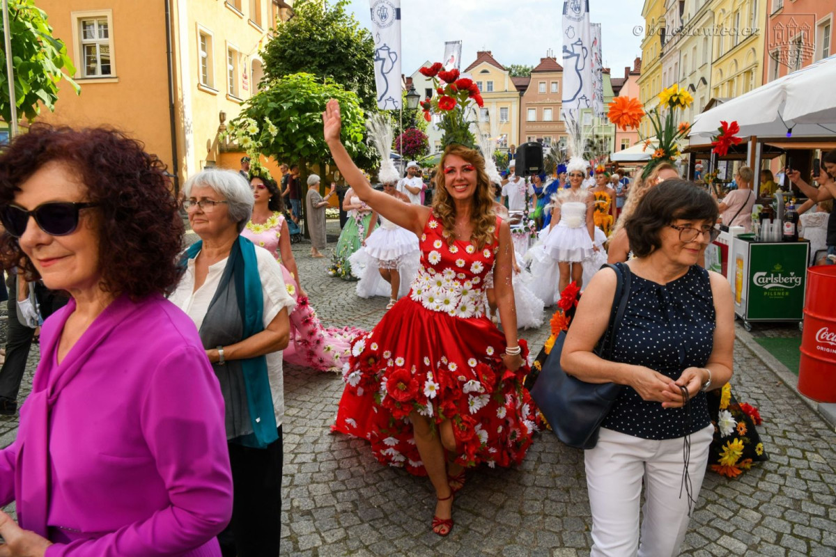 Kolorowa parada i otwarcie święta ceramiki 2023