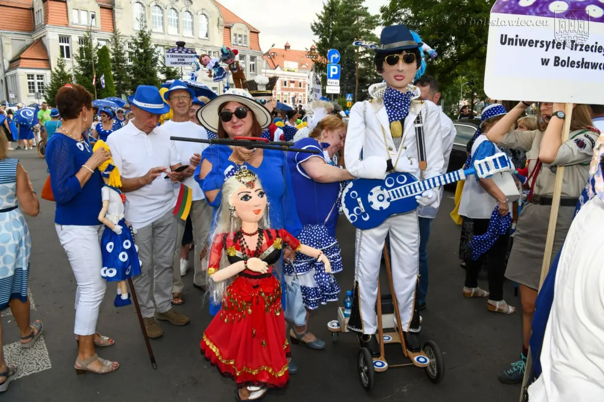 Kolorowa parada i otwarcie święta ceramiki 2023