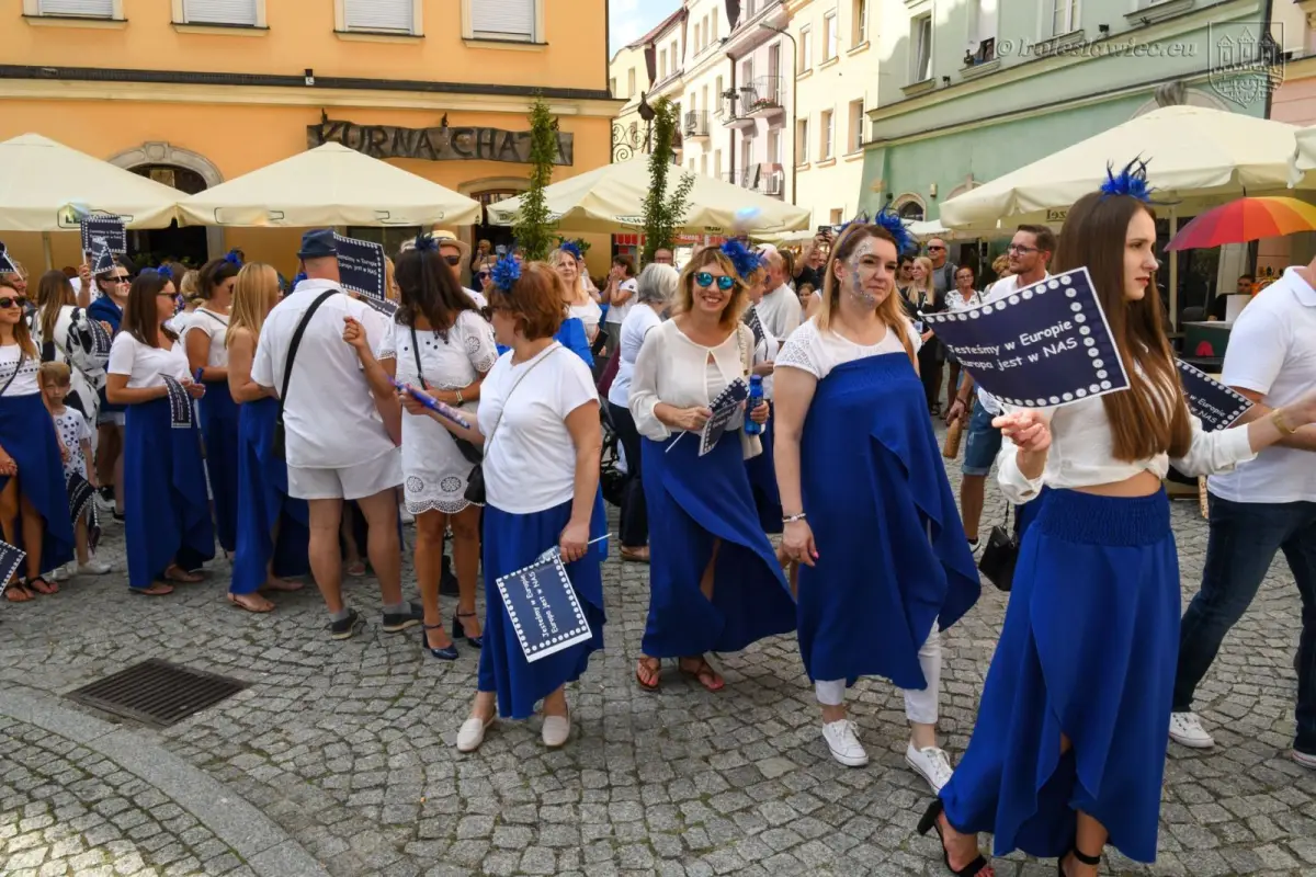 Kolorowa parada i otwarcie święta ceramiki 2023