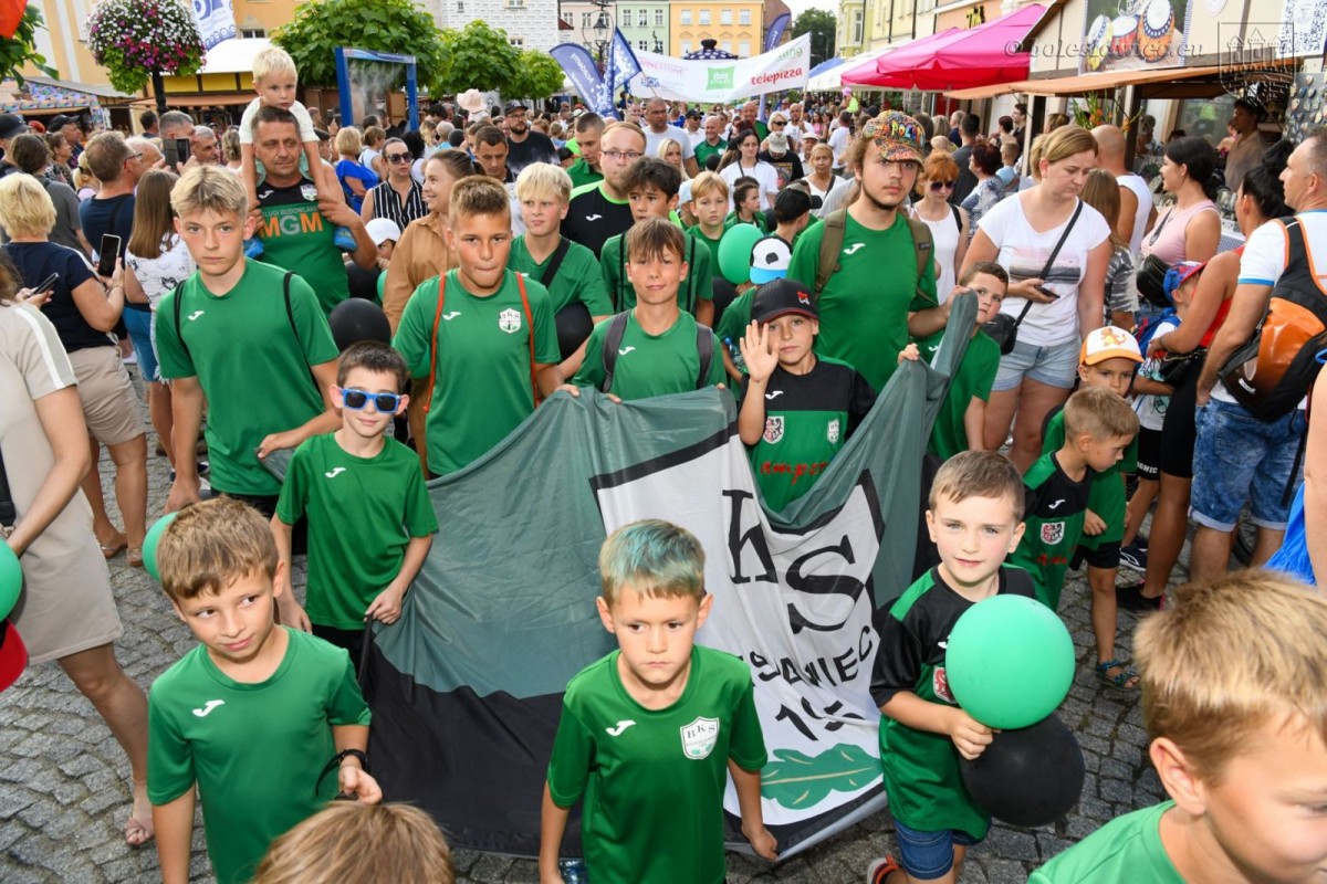 Kolorowa parada i otwarcie święta ceramiki 2023