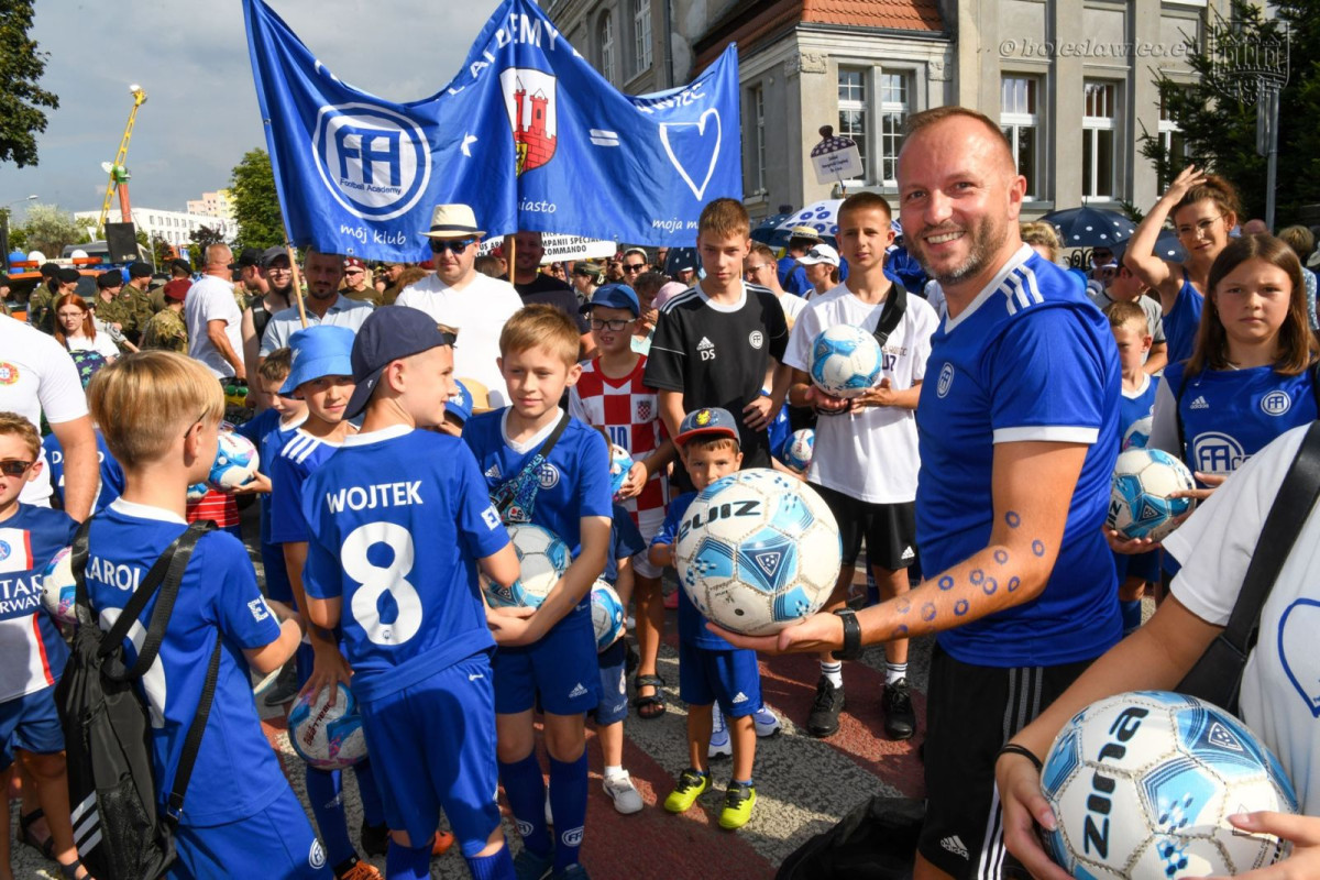 Kolorowa parada i otwarcie święta ceramiki 2023