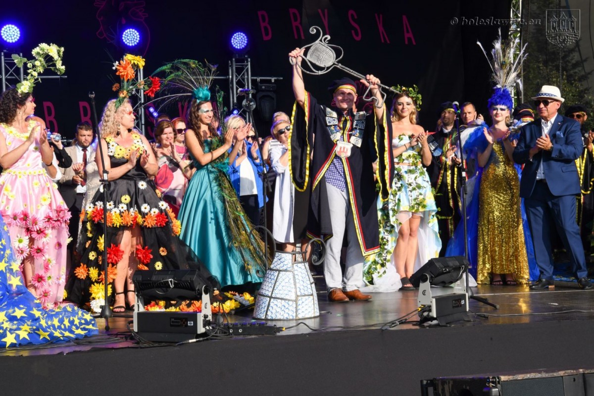 Kolorowa parada i otwarcie święta ceramiki 2023