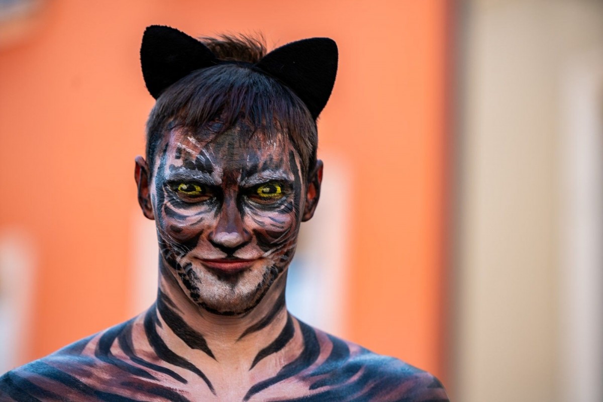 Parada modeli i modelek body painting podczas Glina Show 2023