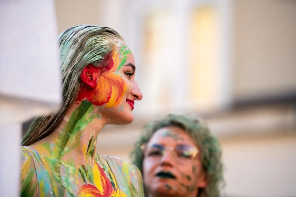 Parada modeli i modelek body painting podczas Glina Show 2023
