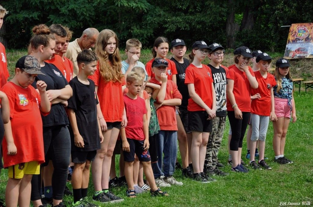 Spotkanie integracyjne młodych strażaczek i strażaków z trzech powiatów