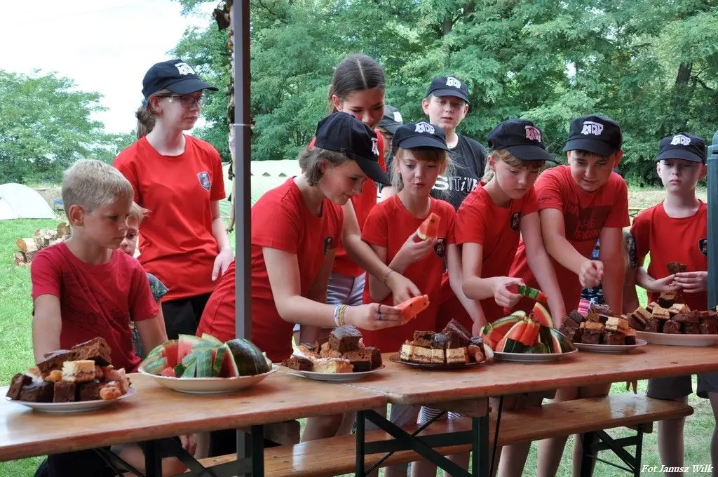 Spotkanie integracyjne młodych strażaczek i strażaków z trzech powiatów
