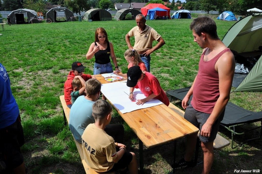Spotkanie integracyjne młodych strażaczek i strażaków z trzech powiatów