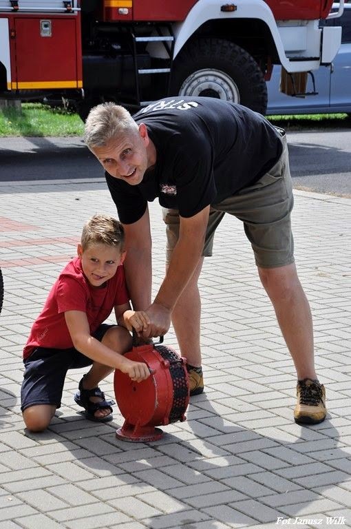 Spotkanie integracyjne młodych strażaczek i strażaków z trzech powiatów