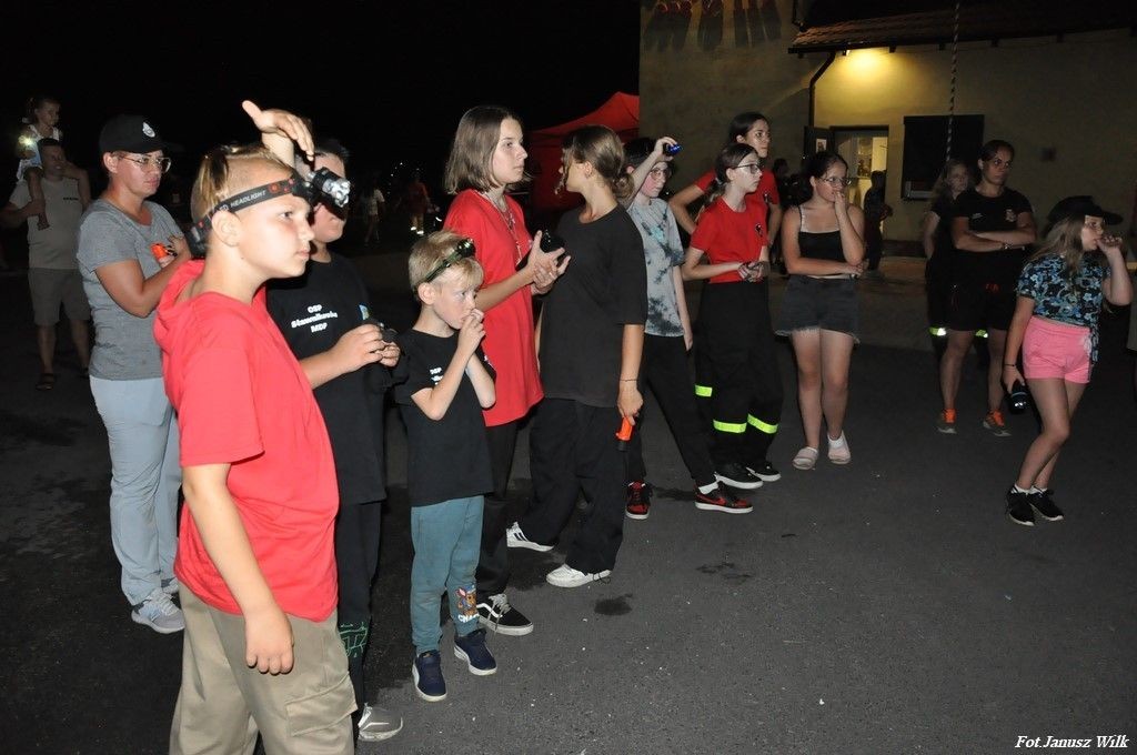 Spotkanie integracyjne młodych strażaczek i strażaków z trzech powiatów