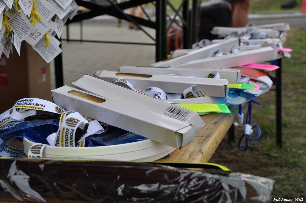 Spotkanie integracyjne młodych strażaczek i strażaków z trzech powiatów