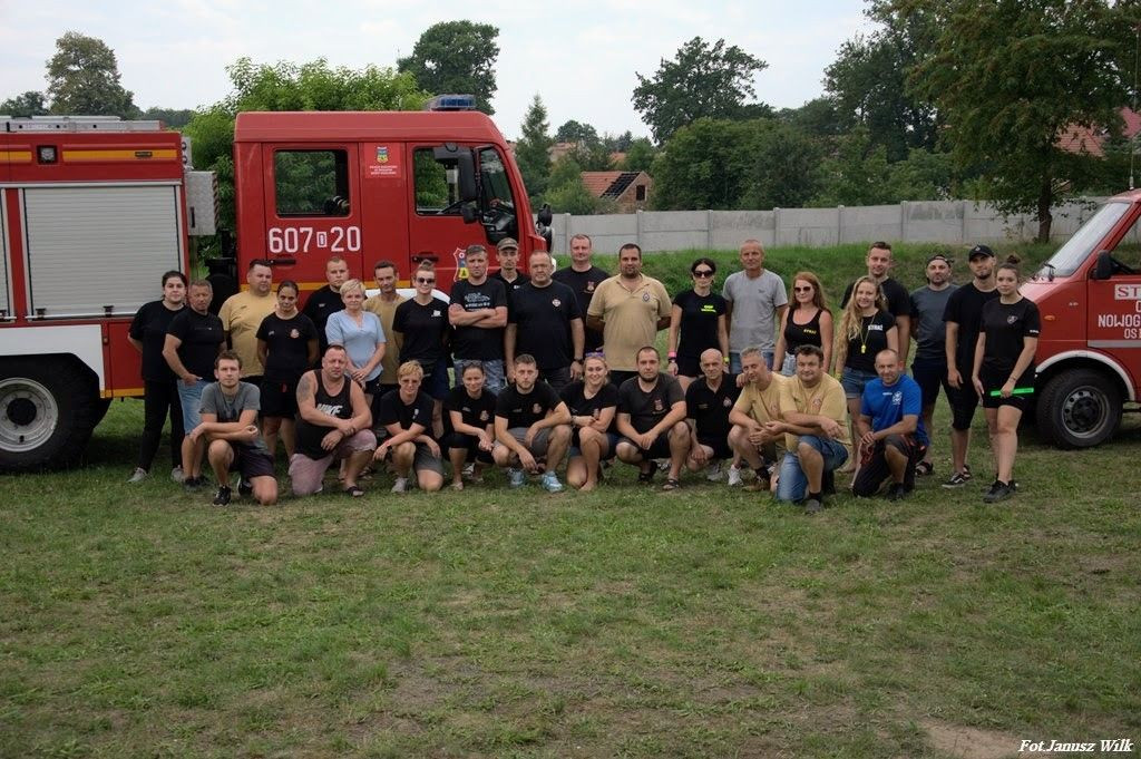 Spotkanie integracyjne młodych strażaczek i strażaków z trzech powiatów