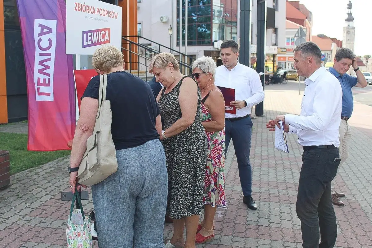Przedstawiciele Nowej Lewicy zbierali podpisy pod listami wyborczymi
