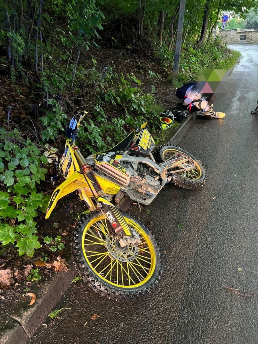 Pijany 33-latek crossem uciekał przed policją