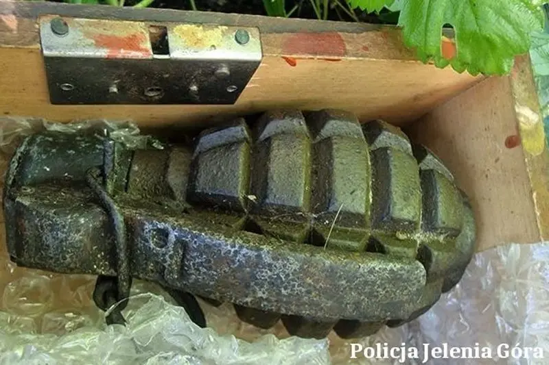 Podejrzany i granat