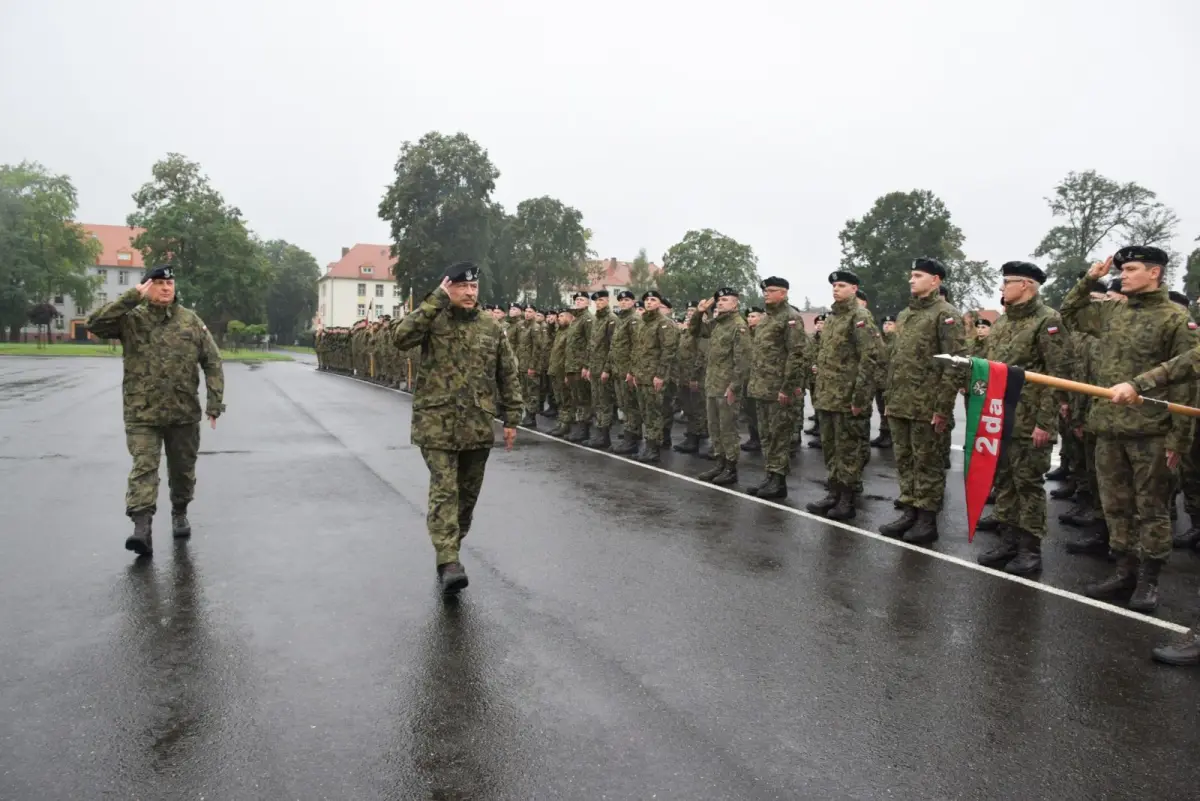 Uroczystość w 23 Śląskim Pułku Artylerii w Bolesławcu