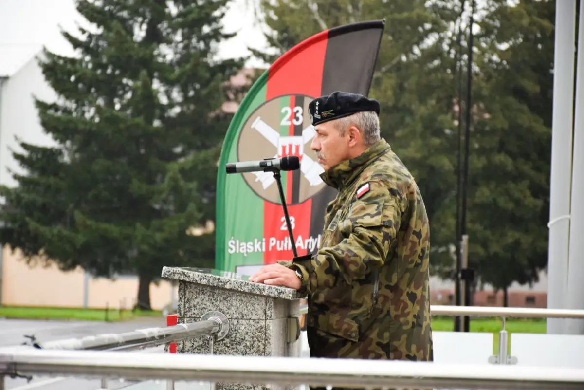 Uroczystość w 23 Śląskim Pułku Artylerii w Bolesławcu