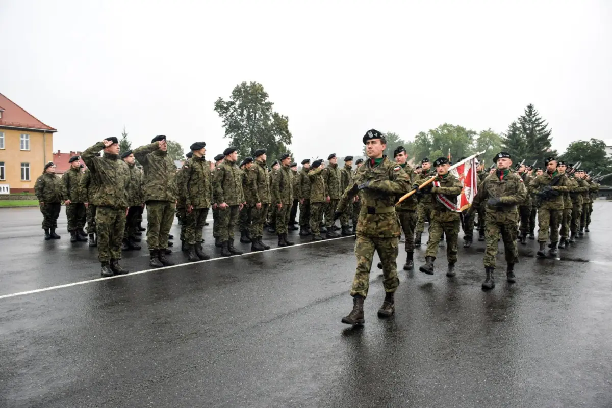 Uroczystość w 23 Śląskim Pułku Artylerii w Bolesławcu