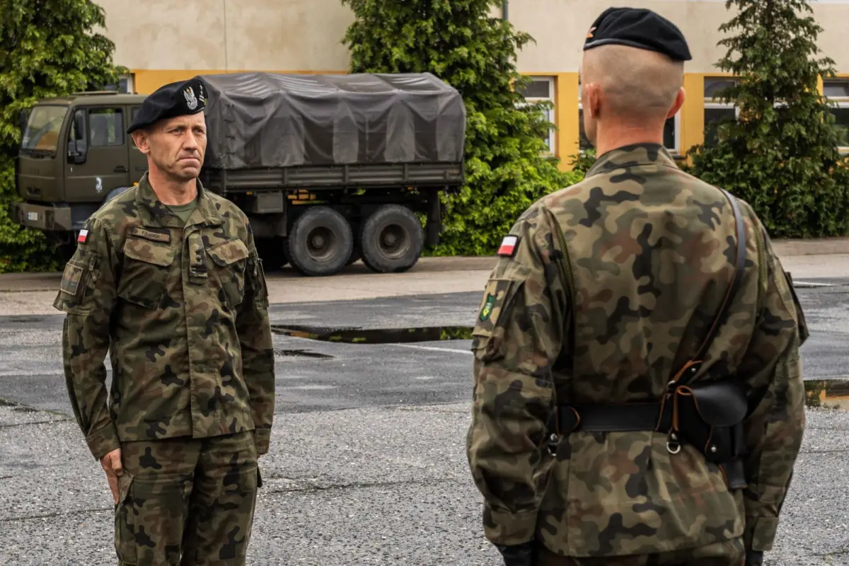 Uroczystość w 10 Brygadzie Kawalerii Pancernej w Świętoszowie