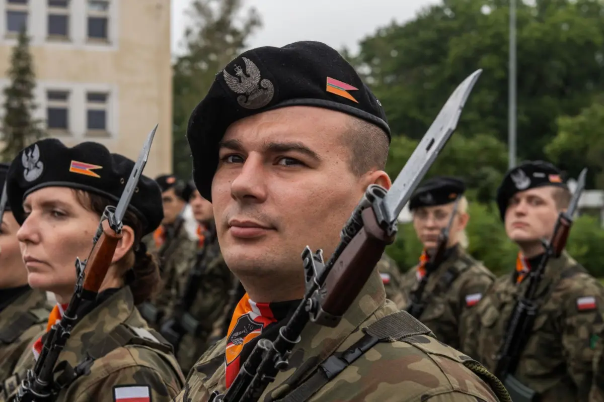 Uroczystość w 10 Brygadzie Kawalerii Pancernej w Świętoszowie