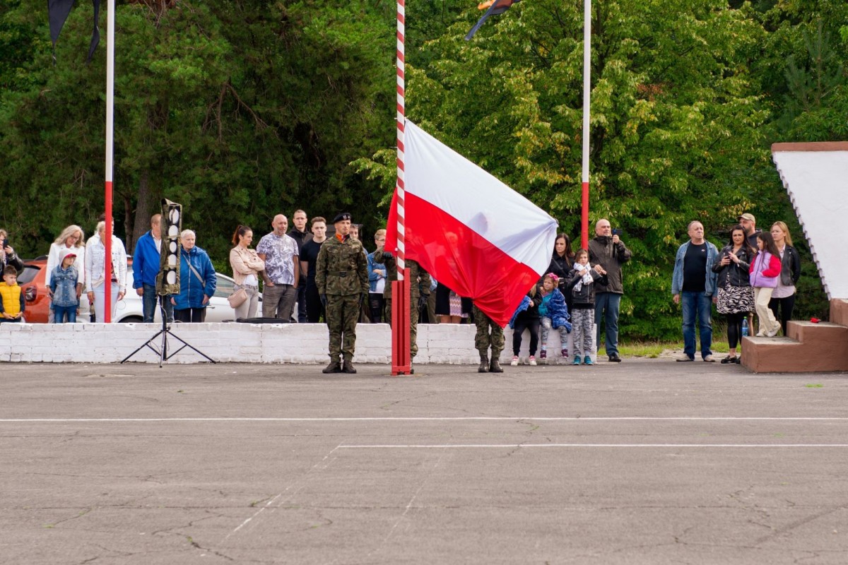 Pożegnali żołnierzy, którzy ruszą z misją na Bliski Wschód