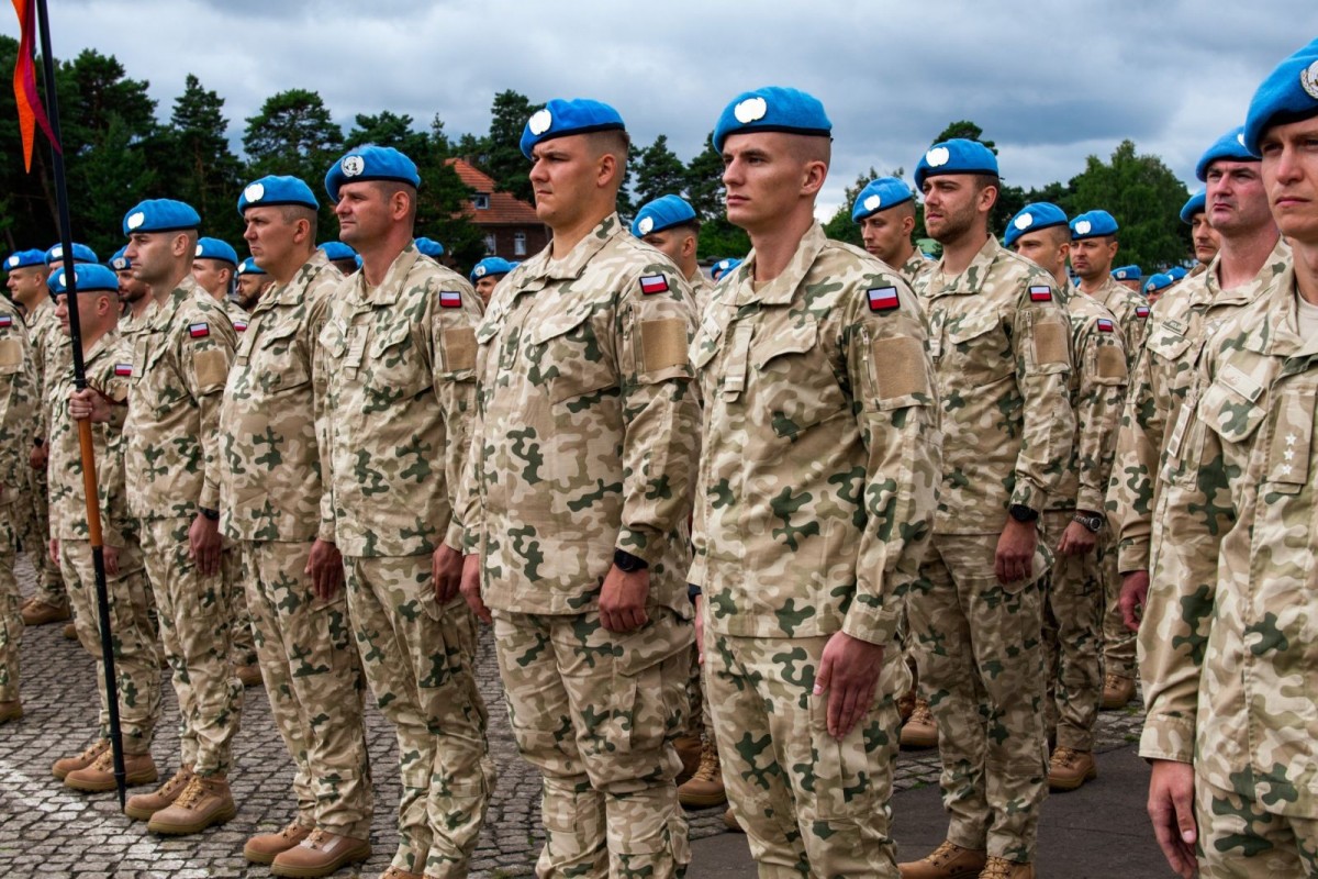 Pożegnali żołnierzy, którzy ruszą z misją na Bliski Wschód