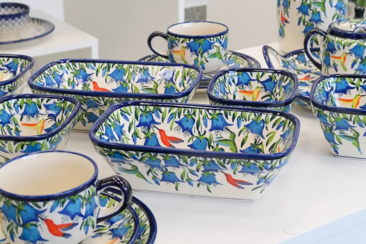 Ceramika z firmy Zakłady Ceramiczne „Bolesławiec”