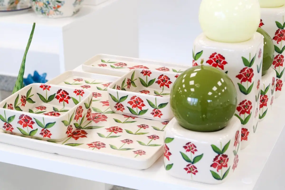 Ceramika z firmy Zakłady Ceramiczne „Bolesławiec”
