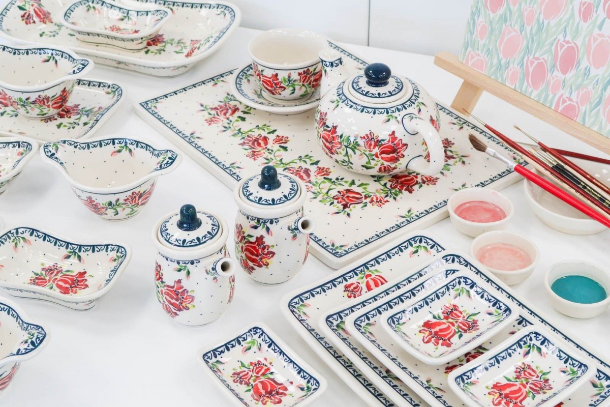 Ceramika z firmy Zakłady Ceramiczne „Bolesławiec”